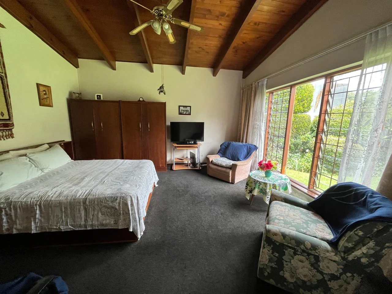 4 Bedroom House on the border of Glenhazel