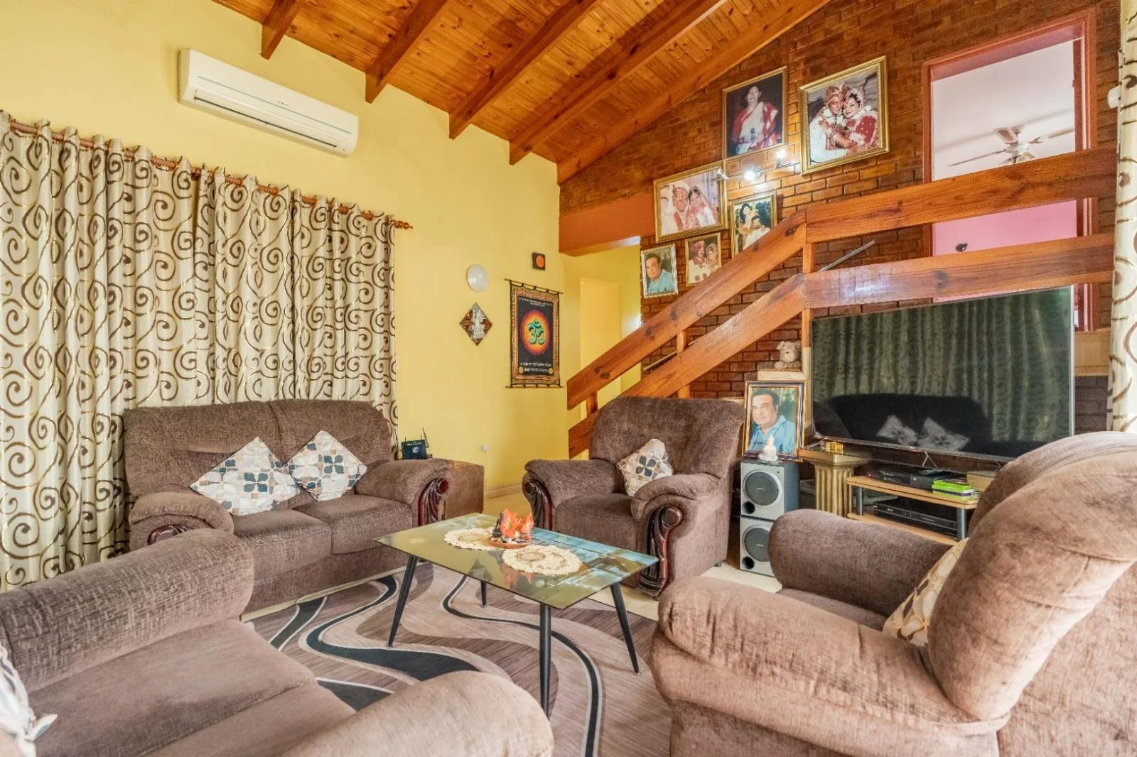 FAMILY & INVESTMENT HOME