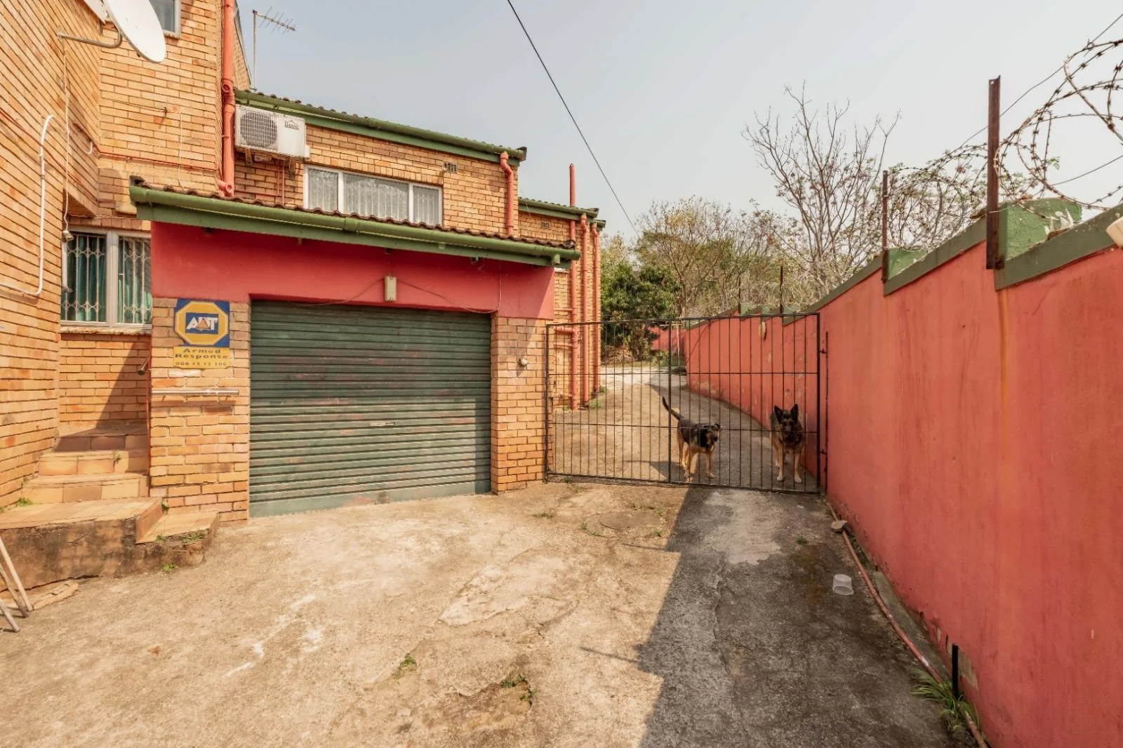 FAMILY & INVESTMENT HOME