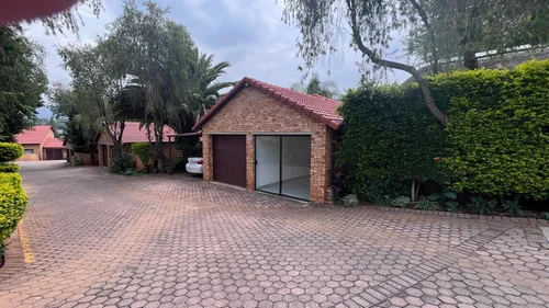 2 Rupee, Strubensvallei, Roodepoort