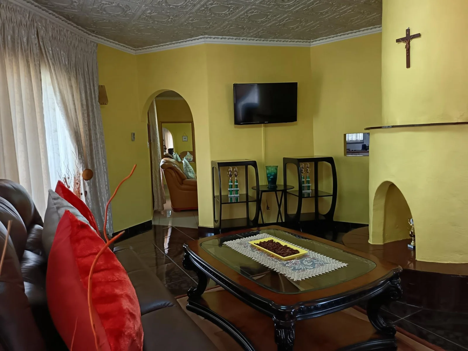 Well looked after family home in Grantham Park