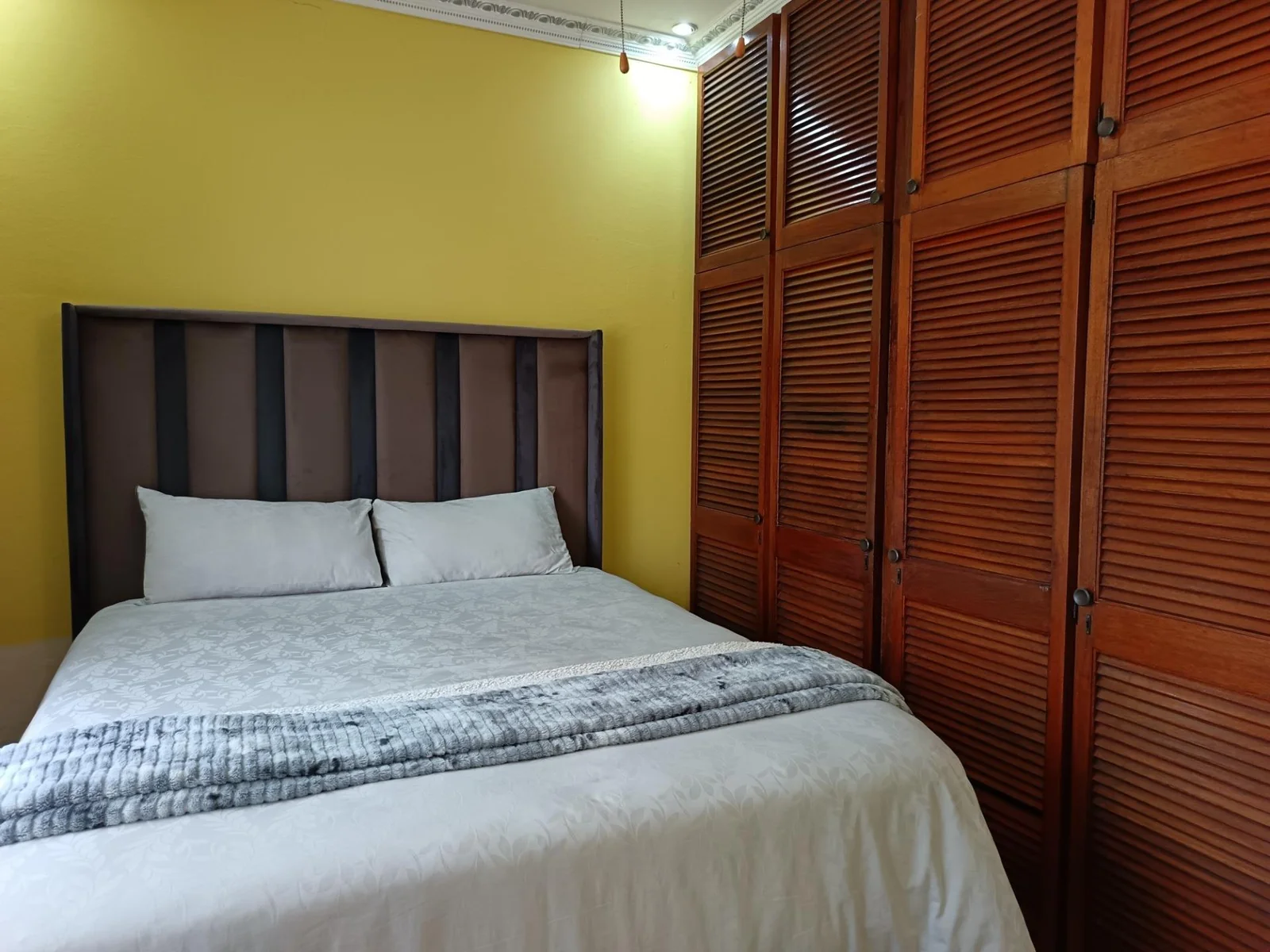 Well looked after family home in Grantham Park