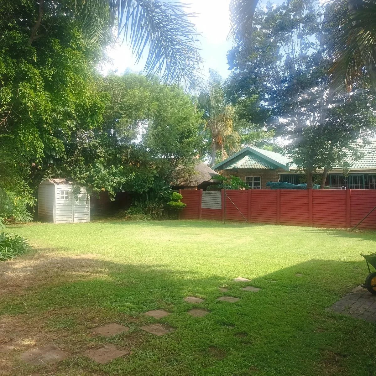 BEAUTIFUL FAMILY HOME 4 SALE IN MONTANA PARK!!!!