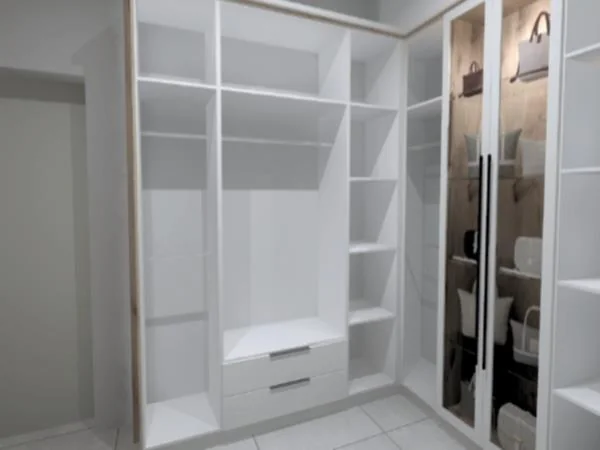 TURNKEY HOME WITH 3 GARAGES  AVAILABLE IN THE NEW DEVELOPING FOUNTAINBROOK ESTATE.