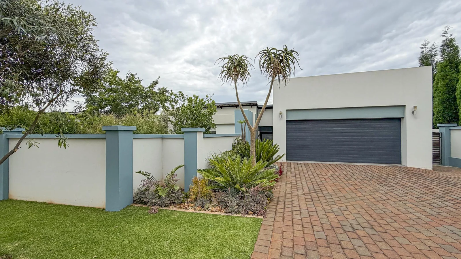 Exclusive Sole Mandate | Single-Level Family Home That Feels Like Home Instantly