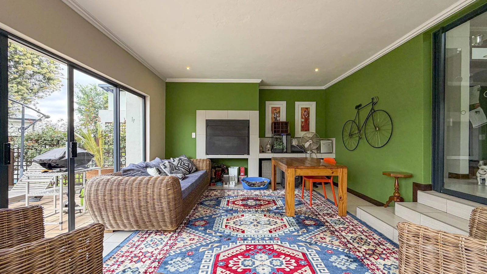 Exclusive Sole Mandate | Single-Level Family Home That Feels Like Home Instantly