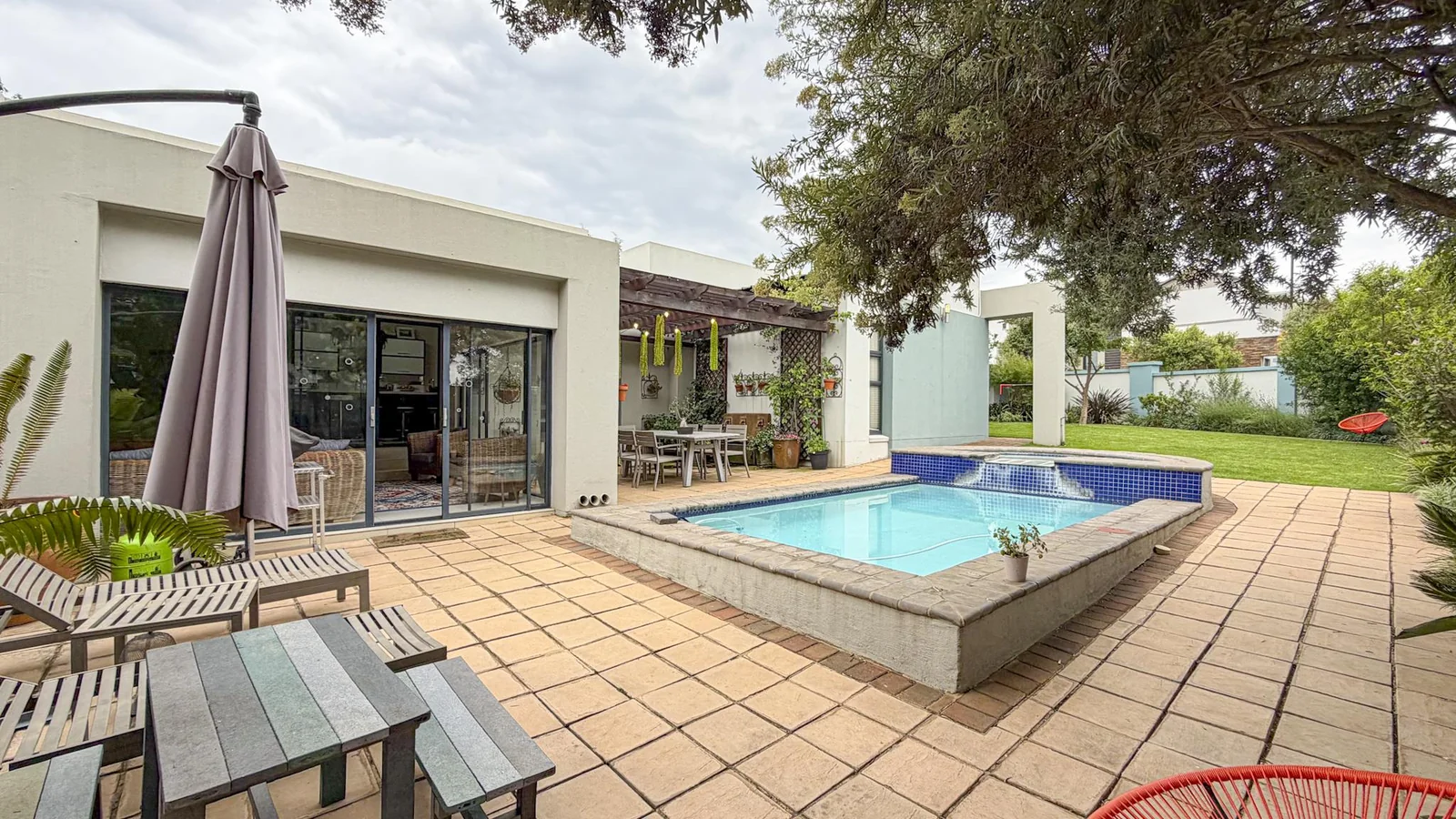 Exclusive Sole Mandate | Single-Level Family Home That Feels Like Home Instantly