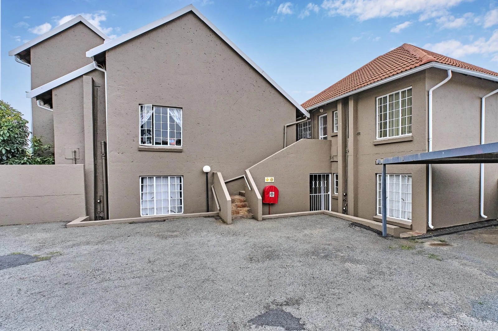 2 Bedroom Loft Apartment for Sale