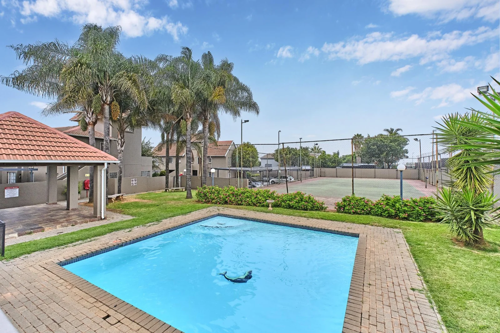 2 Bedroom Loft Apartment for Sale