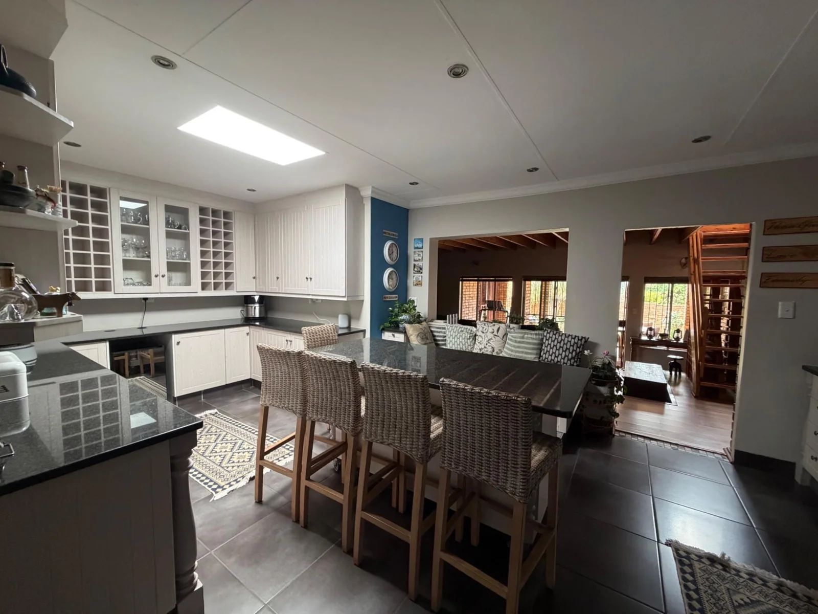 A DREAM COME TRUE ..... INSIDE A BOOMED OFF AREA