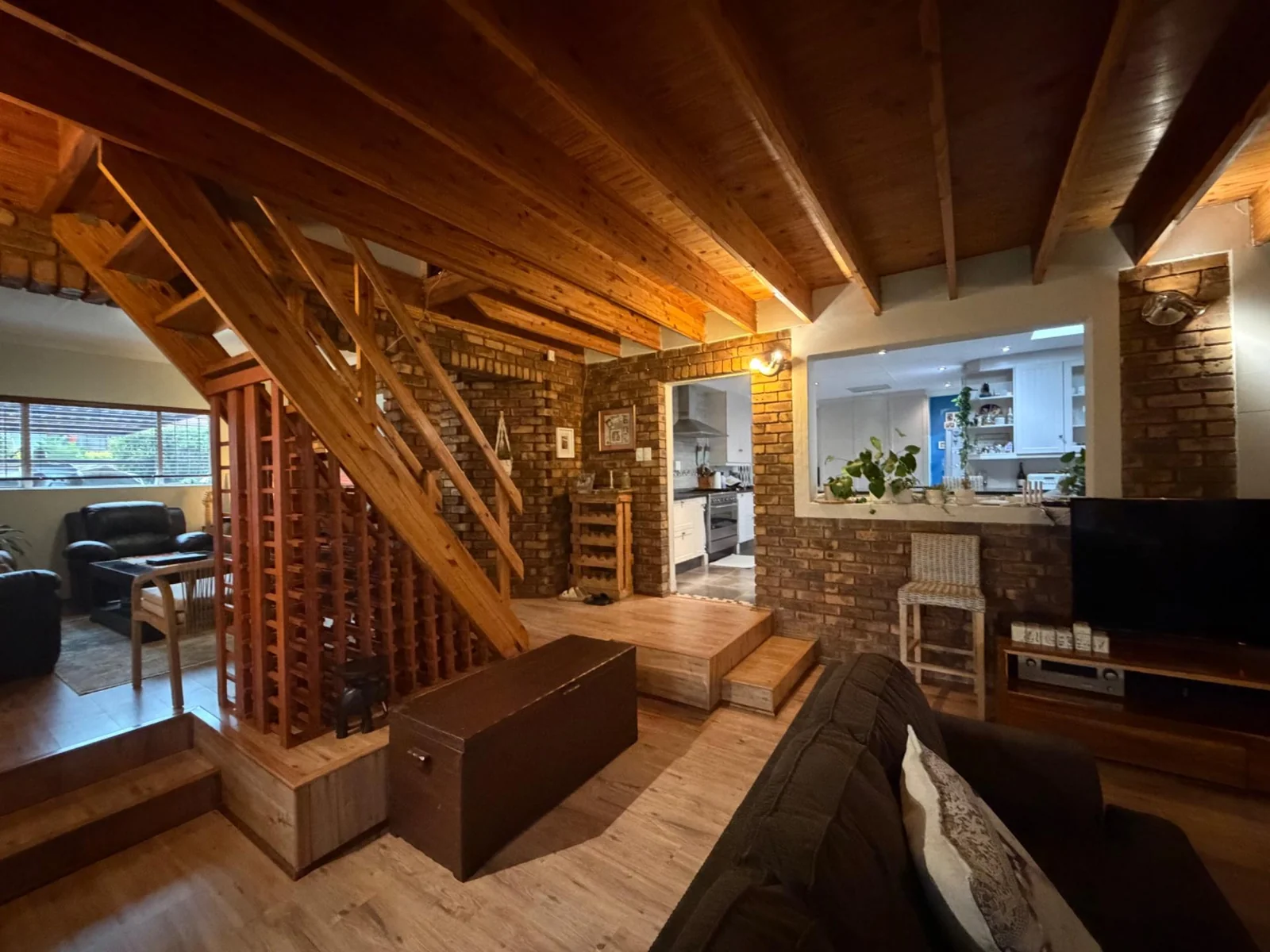 A DREAM COME TRUE ..... INSIDE A BOOMED OFF AREA