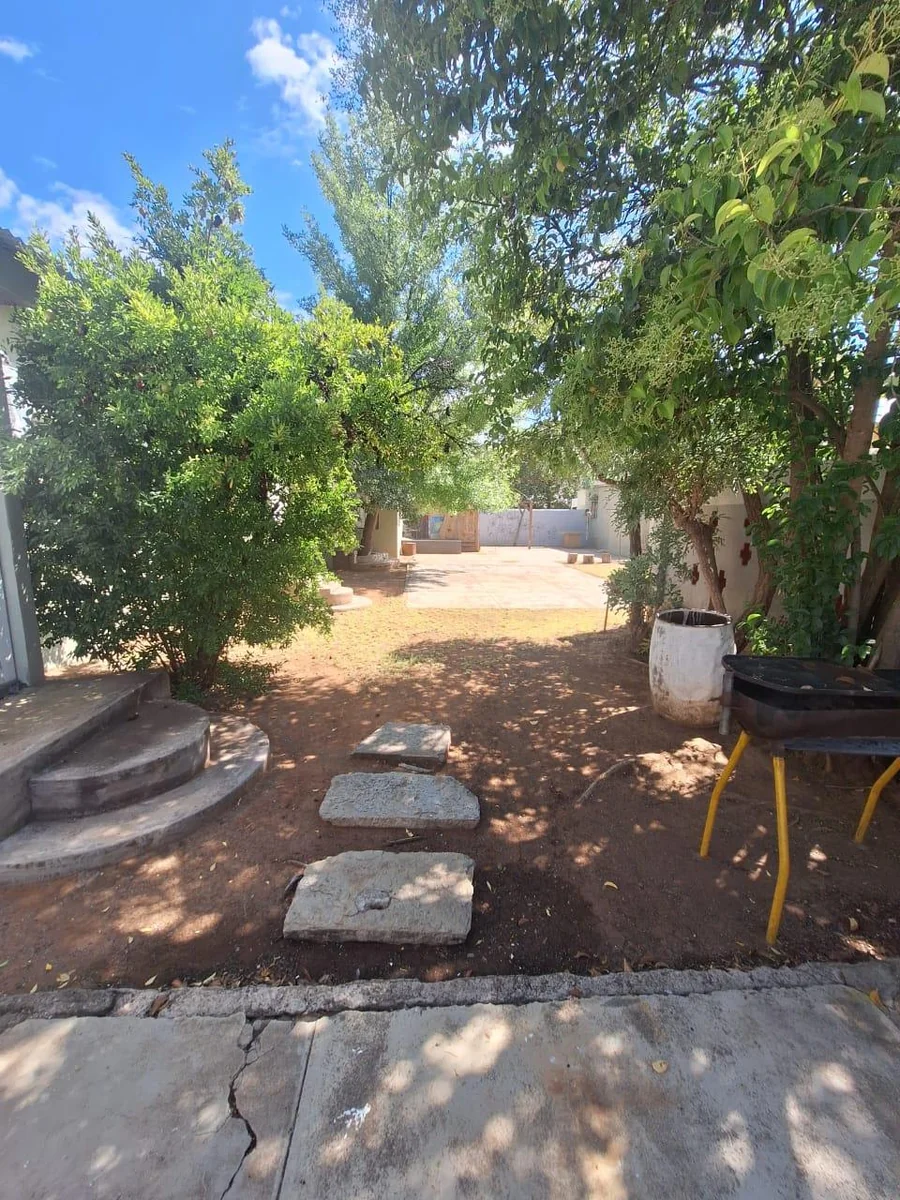 Substantial Redevelopment Opportunity: Landmark 12-Unit Complex on Main Street with Vast Commercial Potential