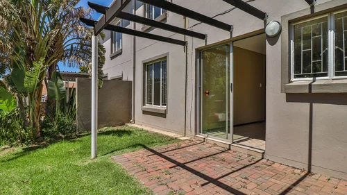 Greenstone Hill, Edenvale