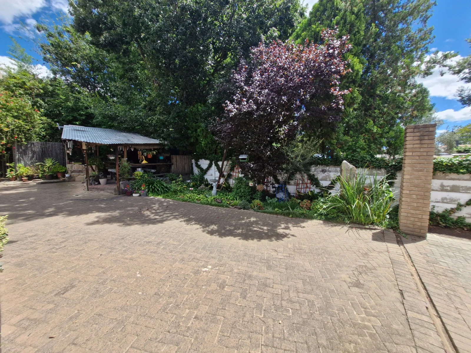 2 Bedroom Apartment close to Voortrekker High School