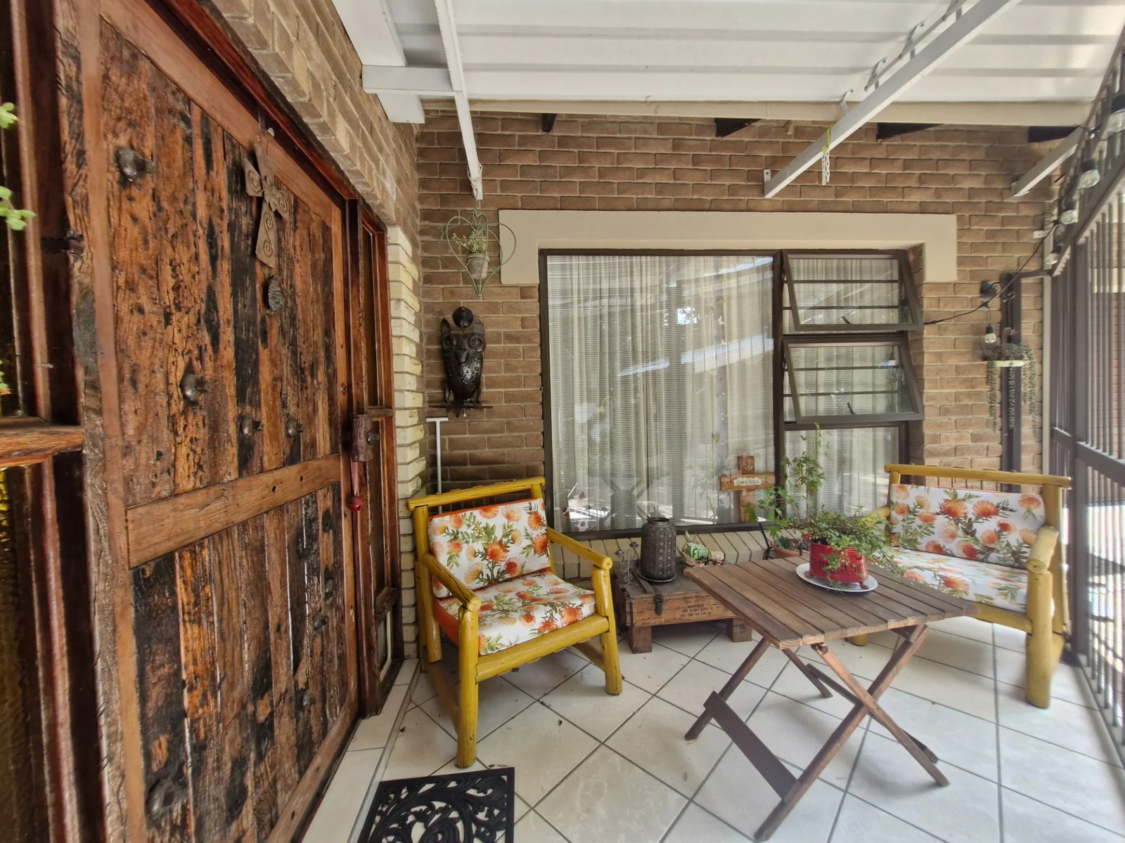 2 Bedroom Apartment close to Voortrekker High School