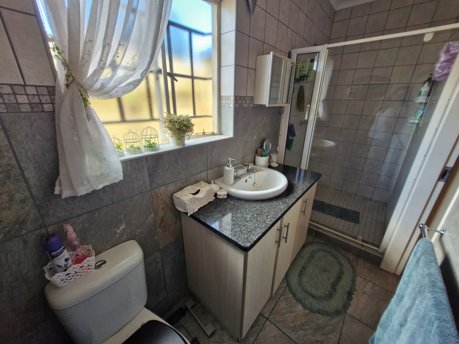 2 Bedroom Apartment close to Voortrekker High School
