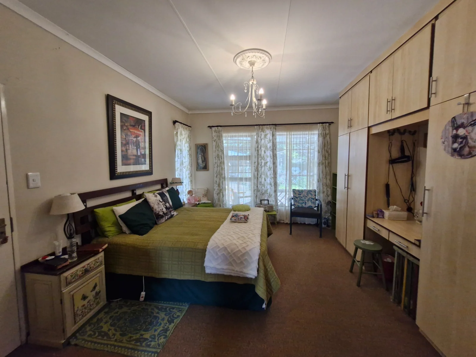 2 Bedroom Apartment close to Voortrekker High School