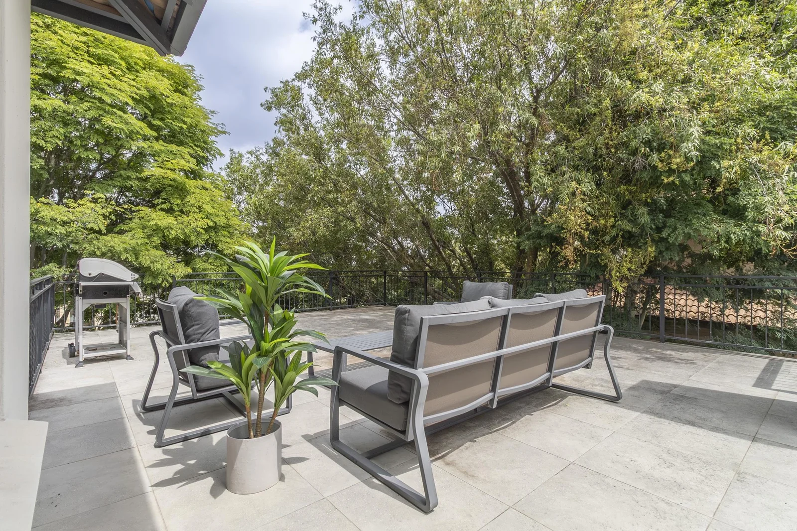 Elevated Luxury Living in the Heart of Eagle Canyon Golf & Lifestyle Estate