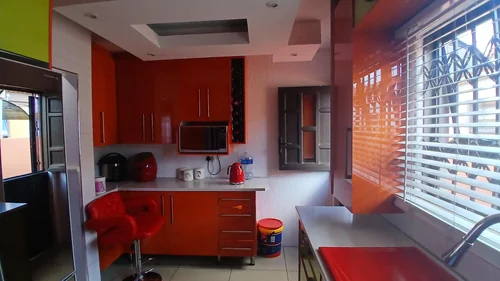 Golden Gardens, Sebokeng