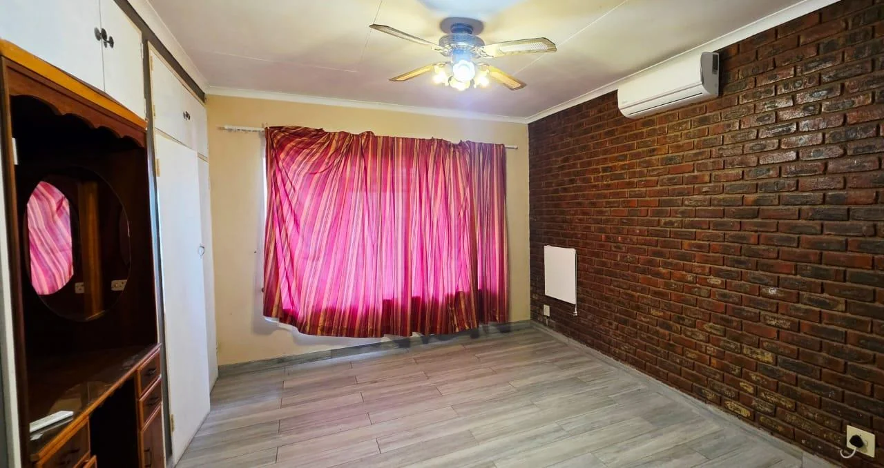 4 Bedroom House For Sale