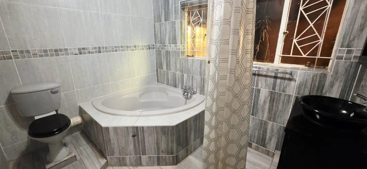 4 Bedroom House For Sale