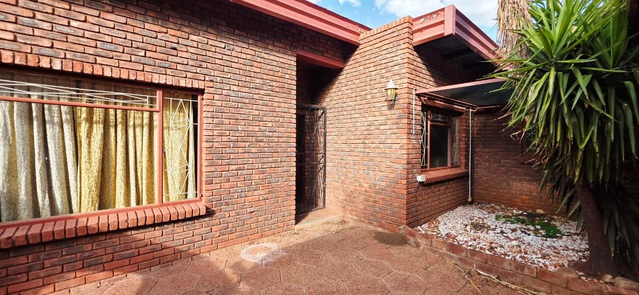 4 Bedroom House For Sale