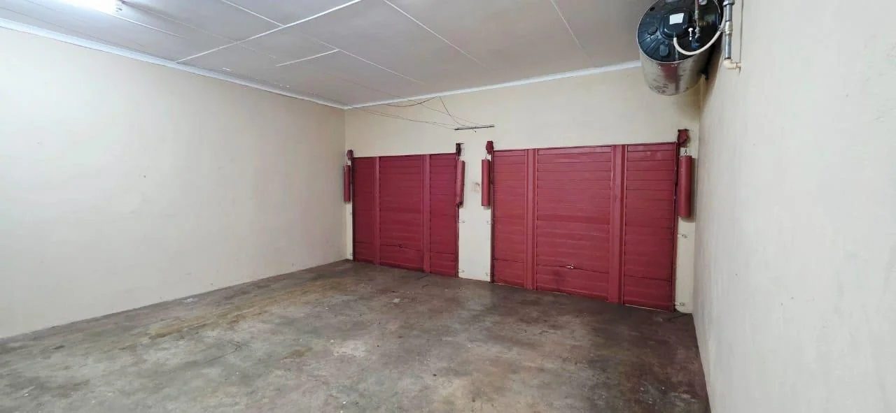 4 Bedroom House For Sale