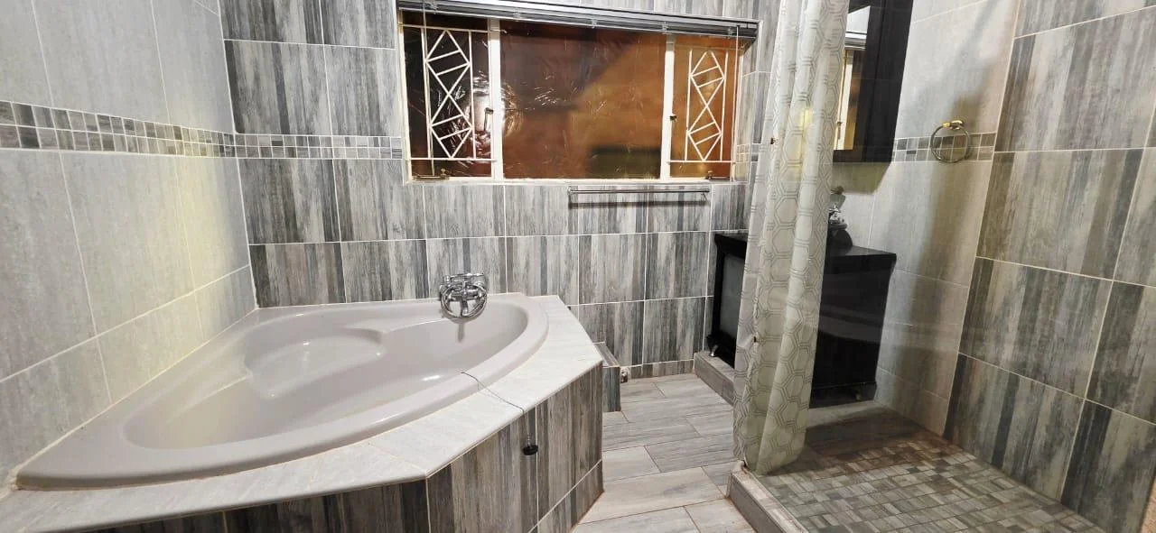 4 Bedroom House For Sale