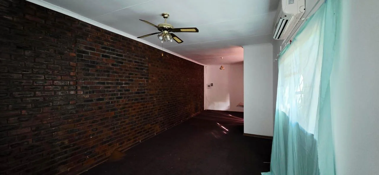 4 Bedroom House For Sale