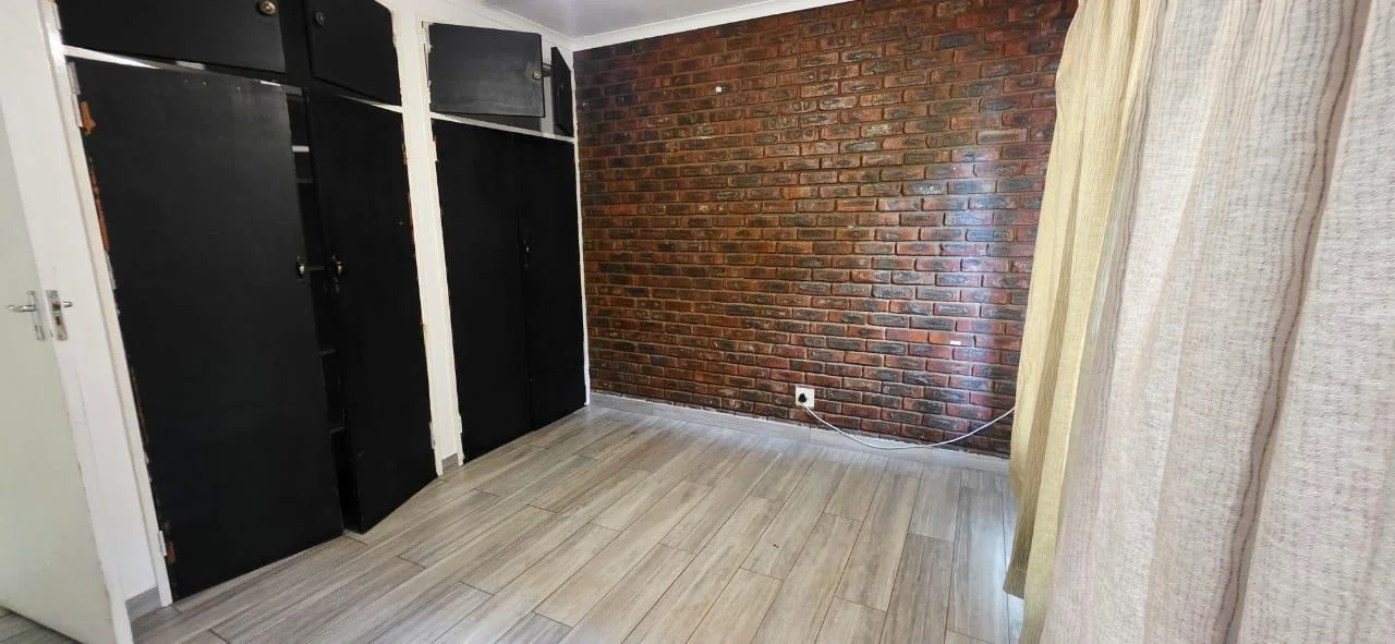 4 Bedroom House For Sale