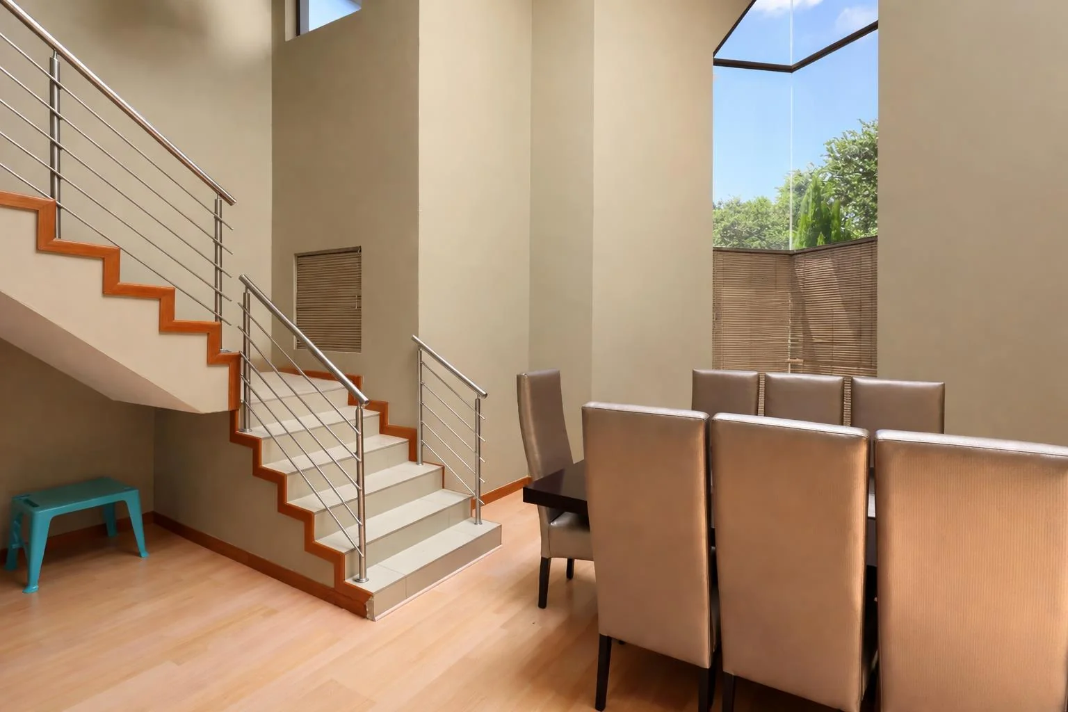 MODERN AND SPACIOUS ...... WAITING FOR YOU!!