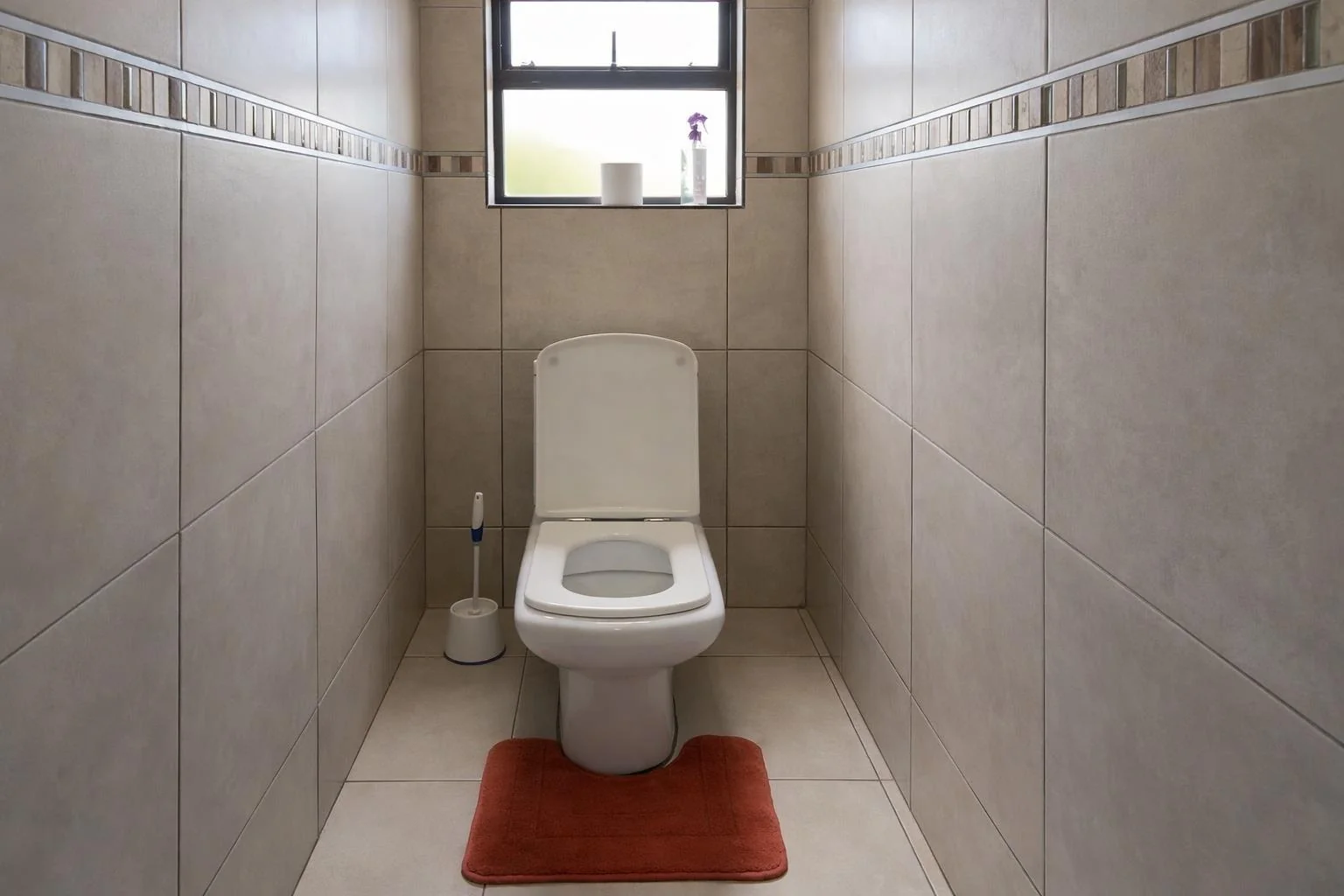 MODERN AND SPACIOUS ...... WAITING FOR YOU!!