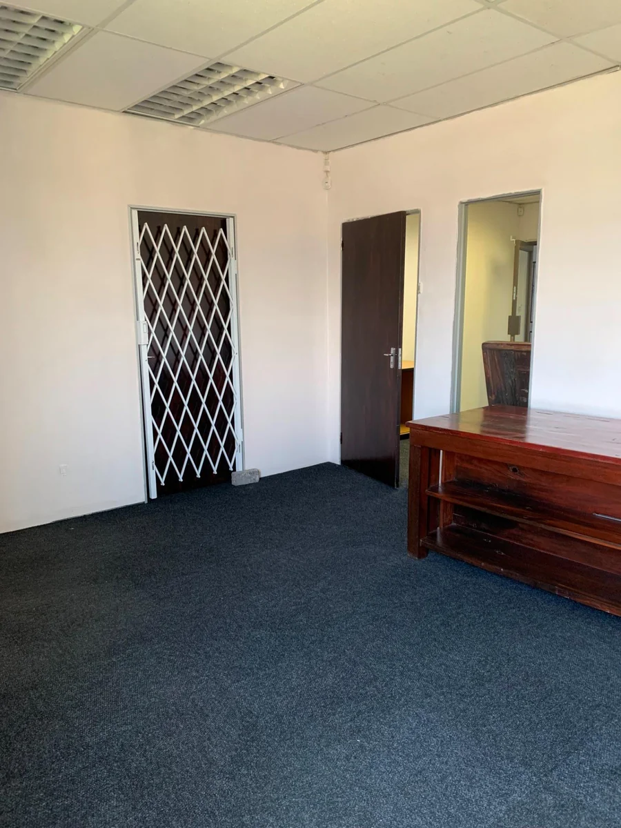First-Floor Office Space – Ideal for Growing Businesses