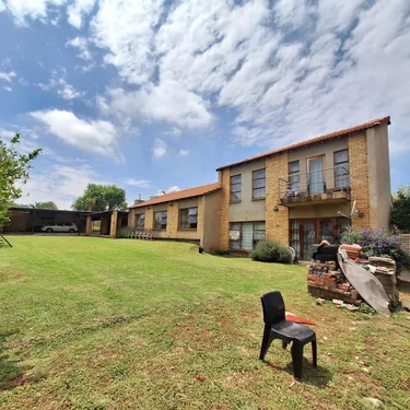 Esther Park, Kempton Park