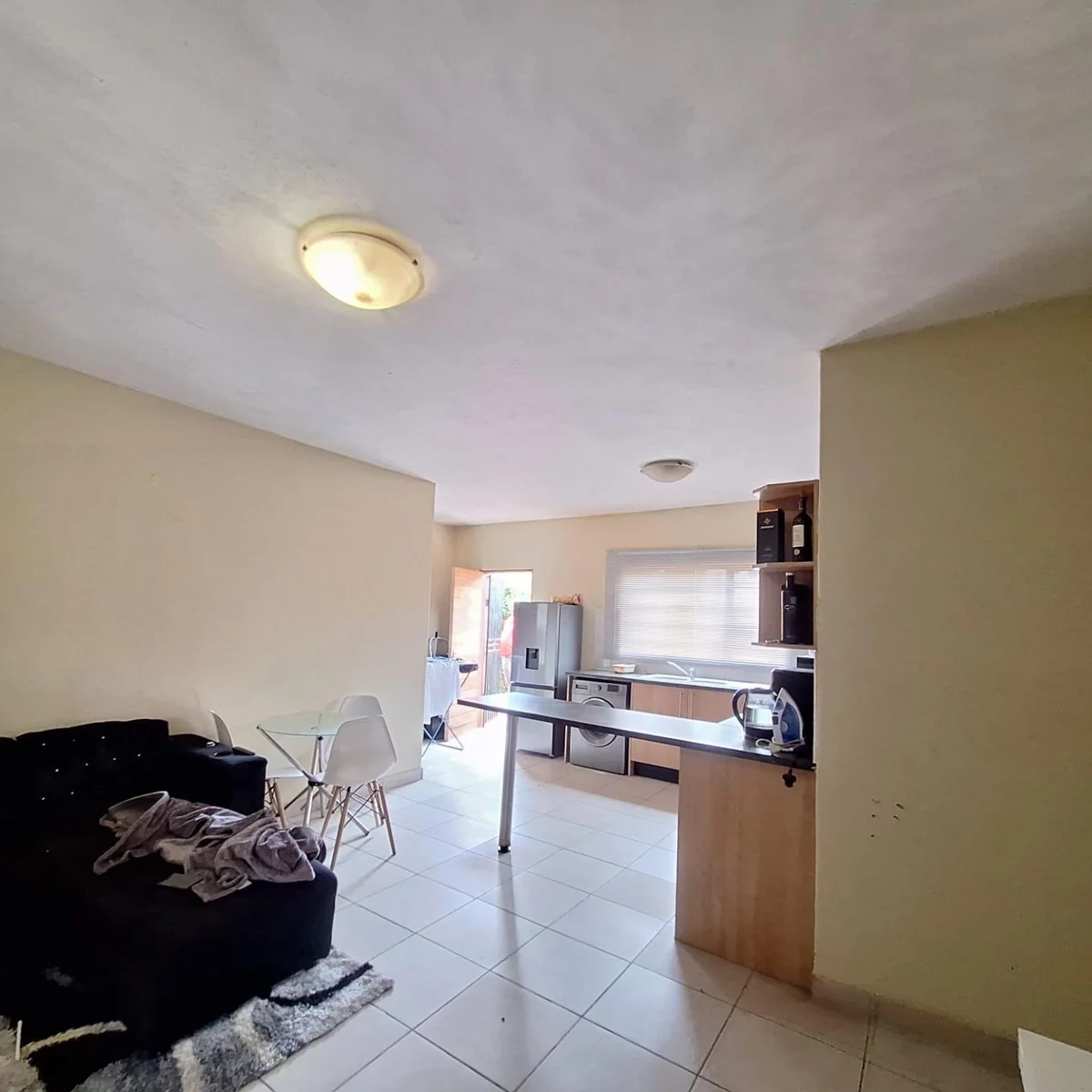 Spacious 5 bedroom family Home with Exceptional Versatility