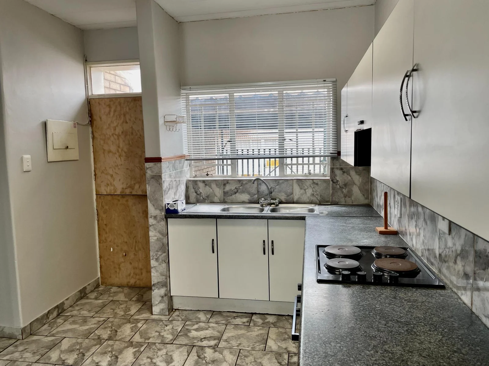 3 Bed Duplex for Sale!