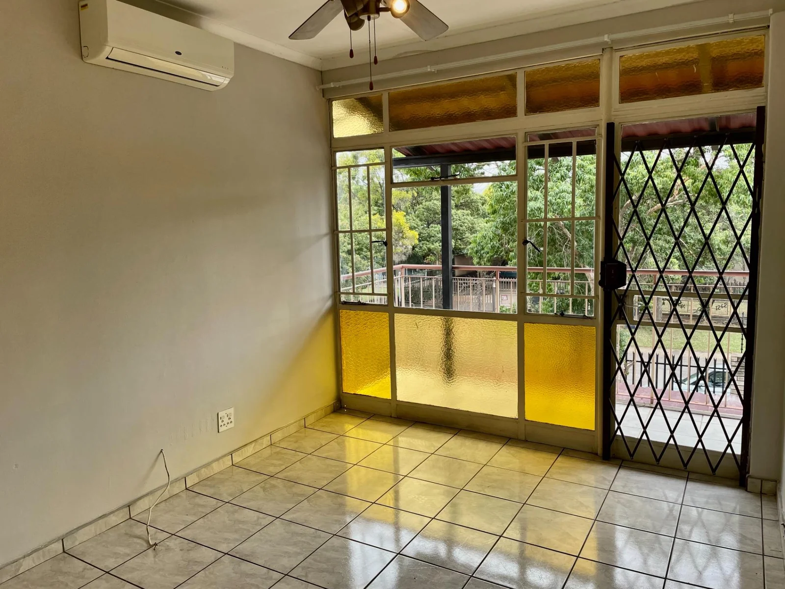 3 Bed Duplex for Sale!