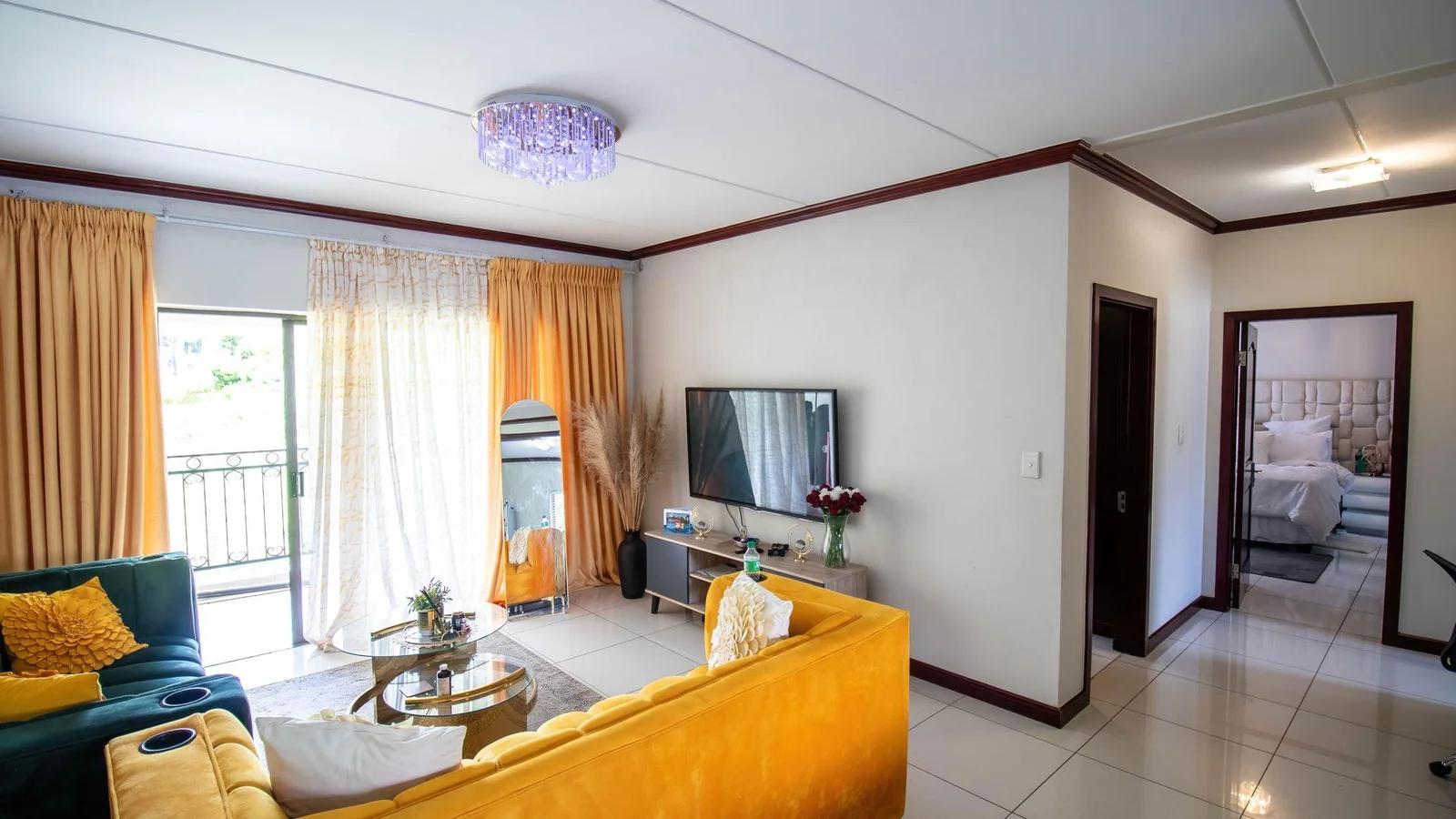 Modern 2bed, 2bath  Apartment for Sale in Summerset Midrand