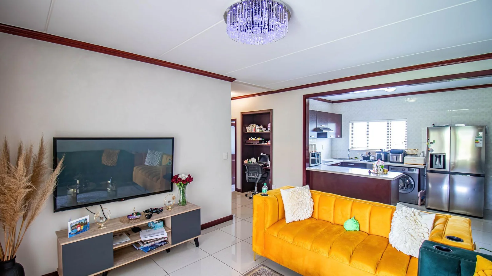 Modern 2bed, 2bath  Apartment for Sale in Summerset Midrand