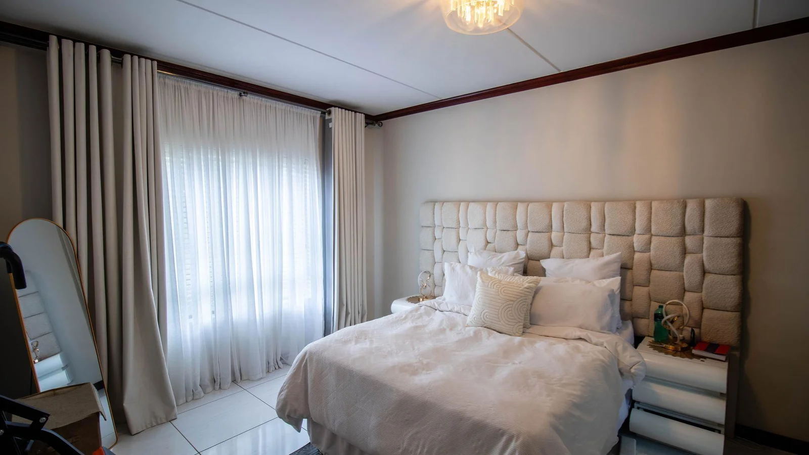 Modern 2bed, 2bath  Apartment for Sale in Summerset Midrand