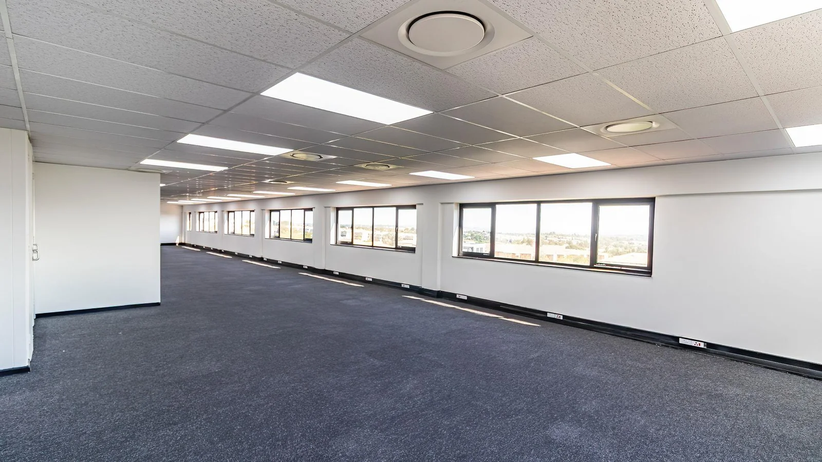 Prime Refurbished Office Space To Let – Midrand Gate, International Business Gateway