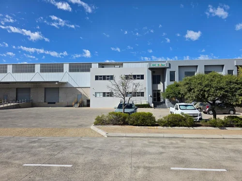 3 Topaz, Montague Gardens, Milnerton