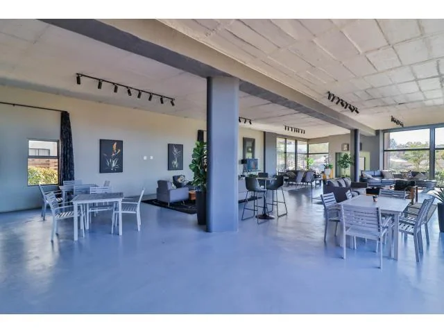 Modern 2 Bedroom Apartment For Sale