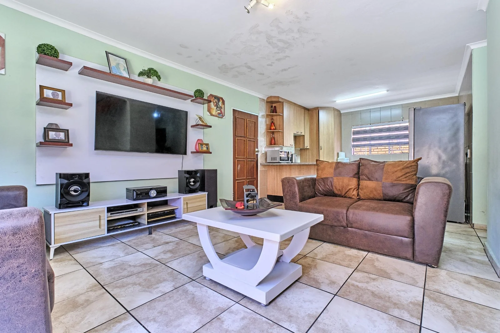 5 Bedroom Duplex For Sale