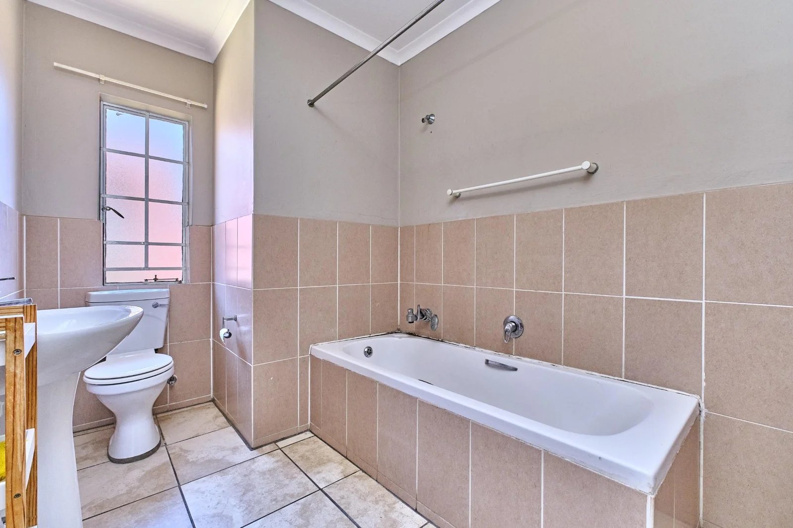 5 Bedroom Duplex For Sale