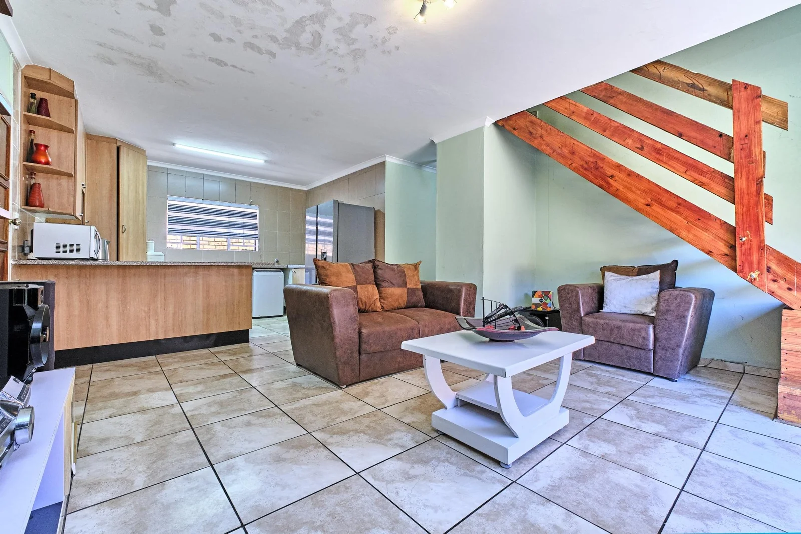 5 Bedroom Duplex For Sale