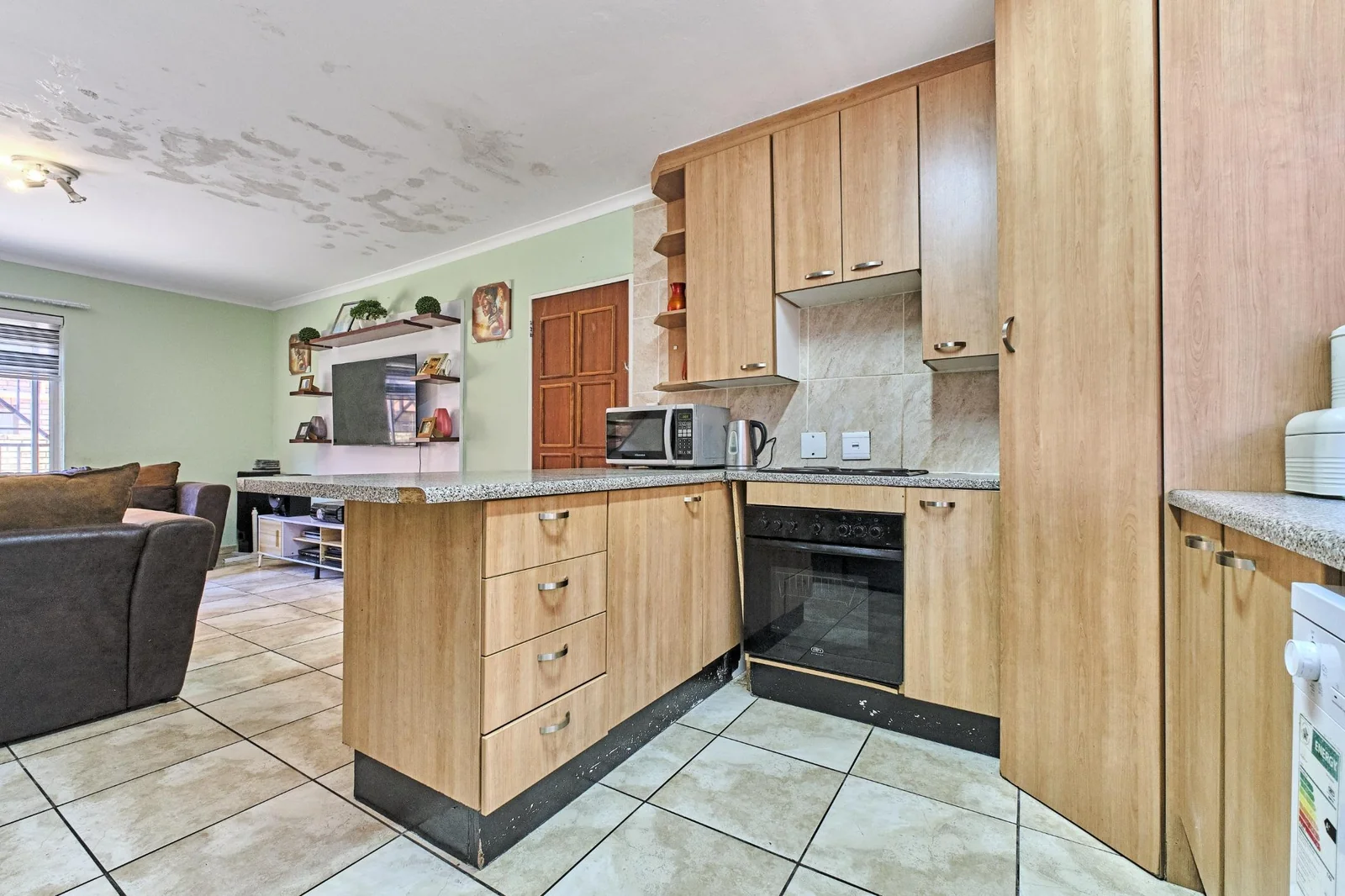 5 Bedroom Duplex For Sale