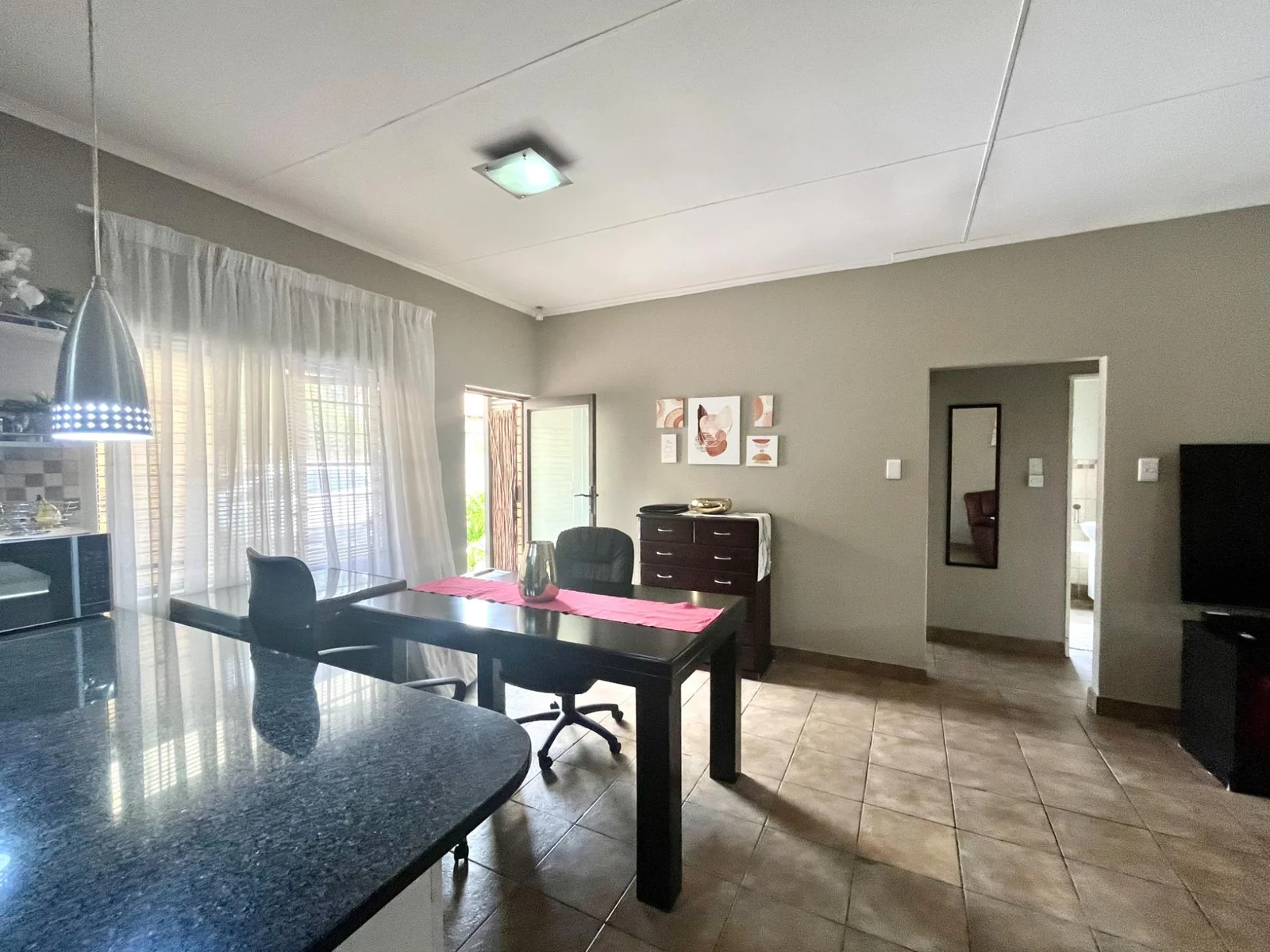 Just Listed: Sole Mandate by Leapfrog Property Group