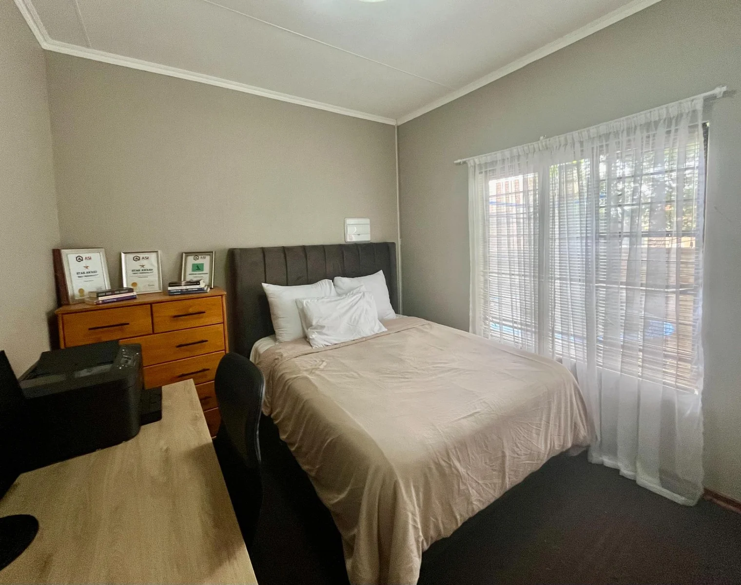 Just Listed: Sole Mandate by Leapfrog Property Group