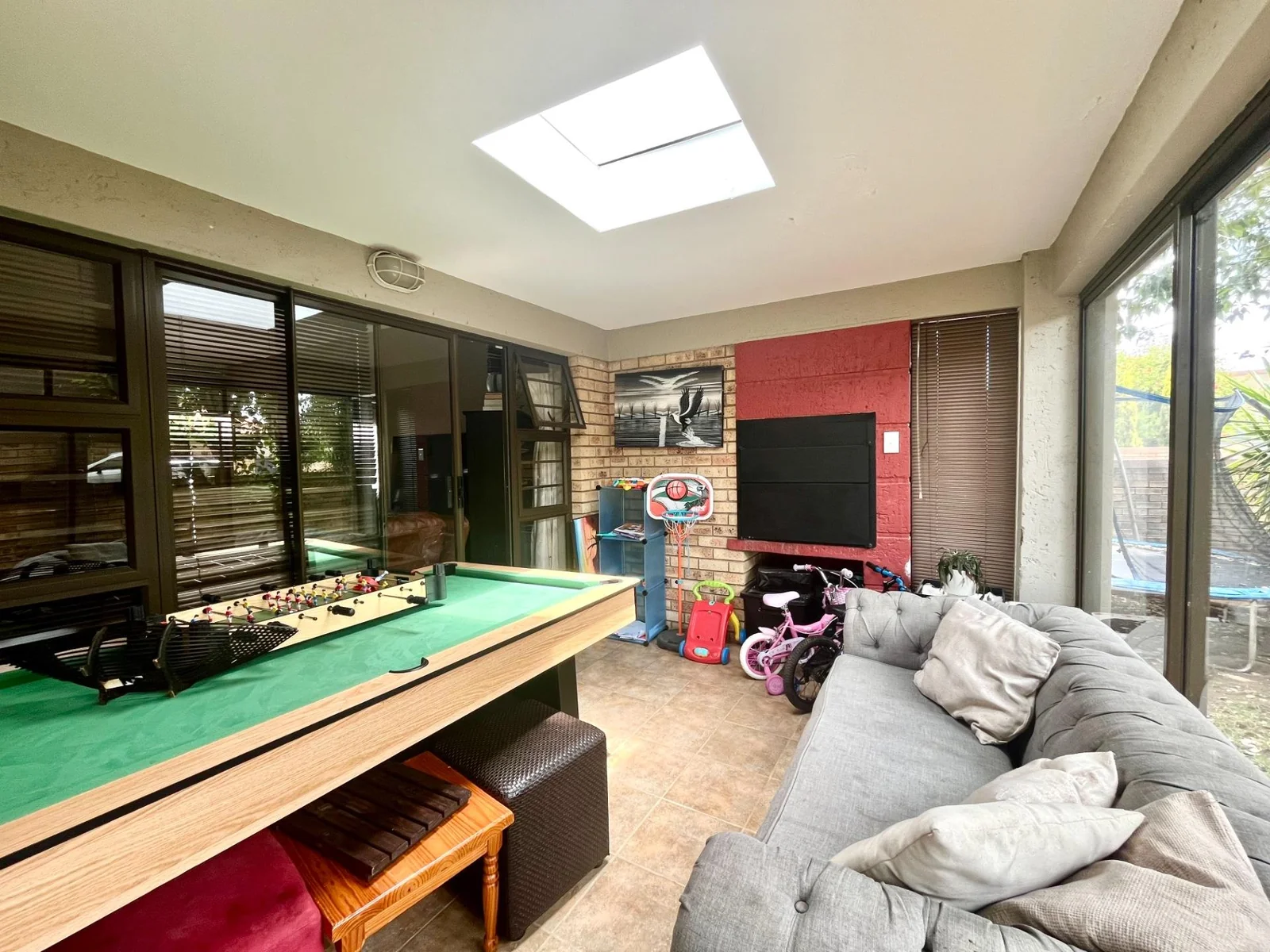 Just Listed: Sole Mandate by Leapfrog Property Group